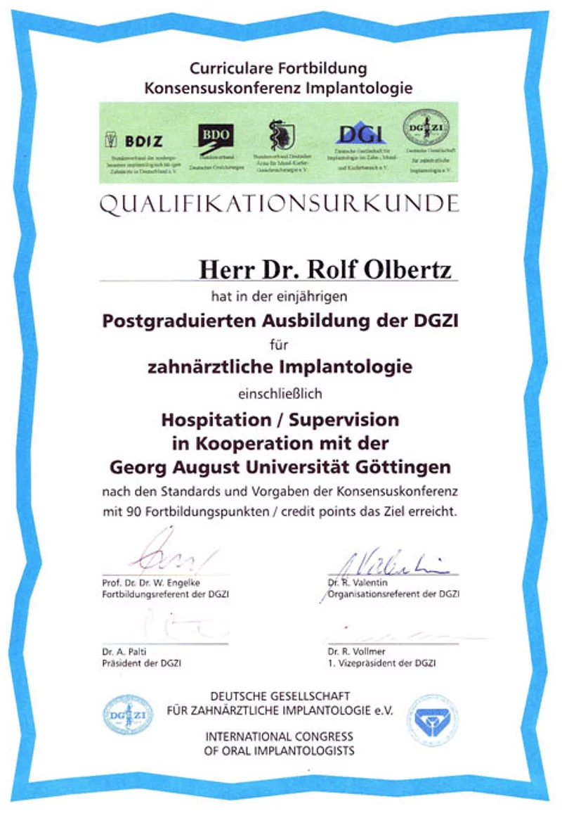 Qualifikationsurkunde zahnärztliche Implantologie von Dr. R. Olbertz